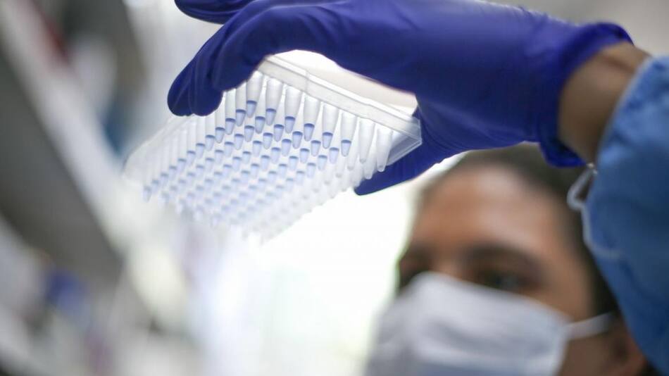 Ómicron, pandemia. Foto: EFE.