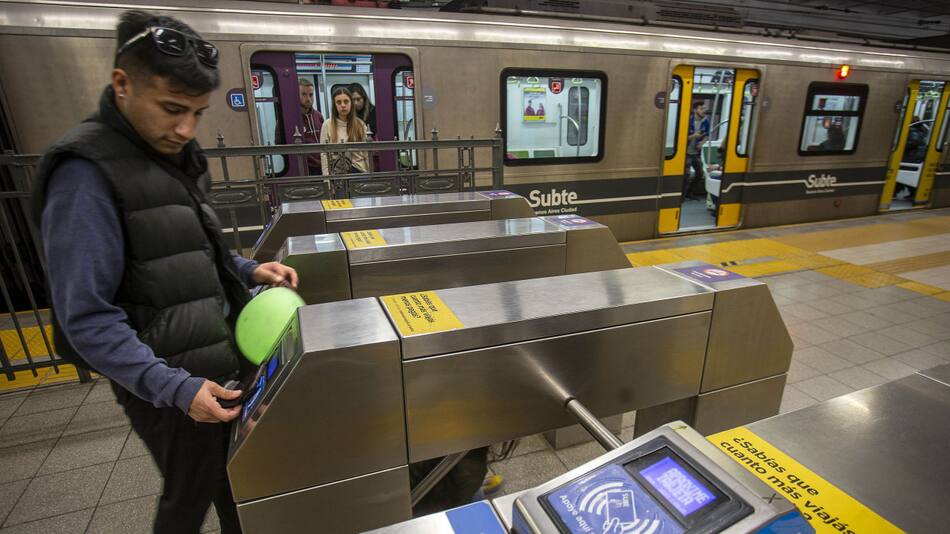Línea D del subte extiende su horario este martes 27 de mayo. Foto: NA.