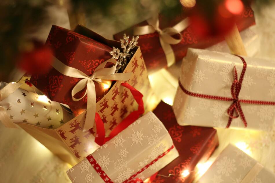 Regalos, Navidad. Foto: Pexels.