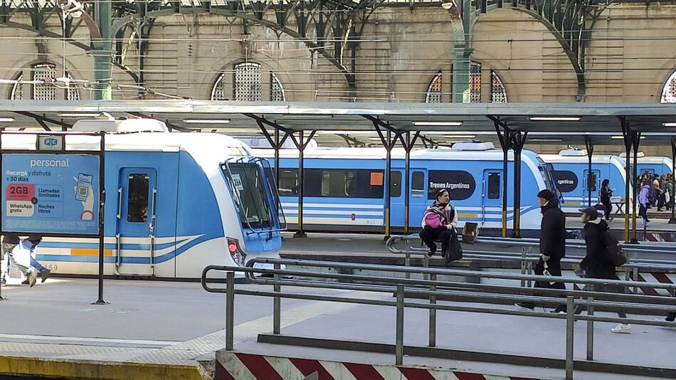 Estación de Retiro; tren de la línea Mitre. Foto: NA (Damián Dopacio)