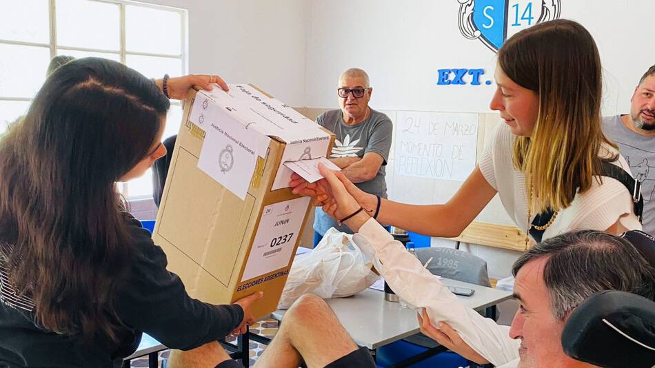 Balotaje 2023: votó Esteban Bullrich. Foto: Télam