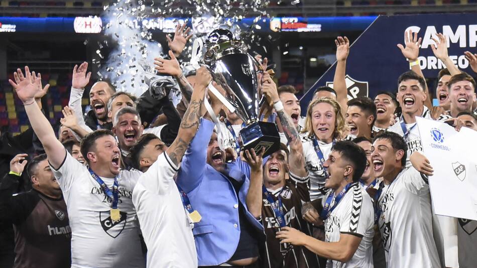 Platense campeón del Torneo Apertura 2025. Foto: NA/Luis Santillán