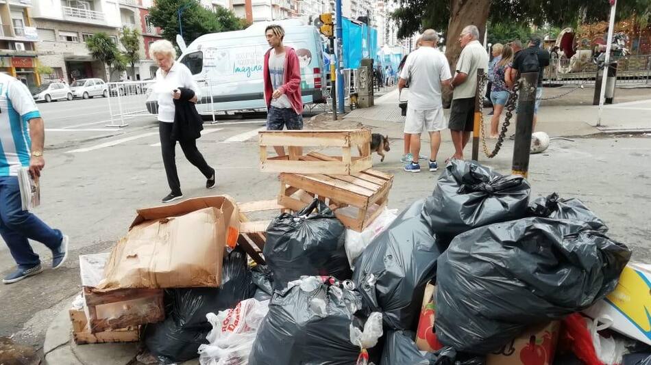 Basural en pleno centro de Mar del Plata
