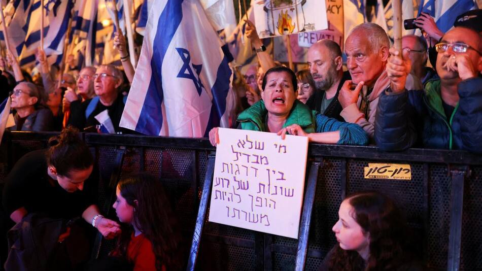 Siguen las protestas contra Netanyahu. Foto: Reuters.