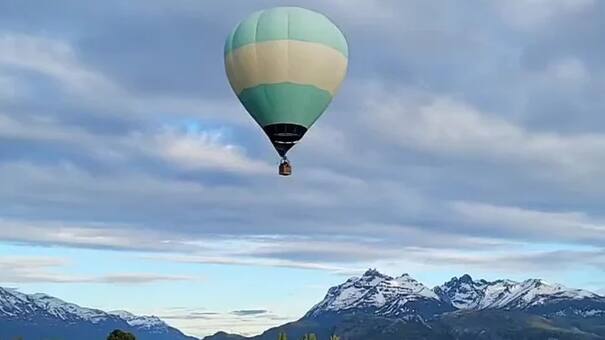 Cuánto cuesta el paseo en globo aerostático sobre el campo de tulipanes de Trevelin, el más famoso de la Patagonia
