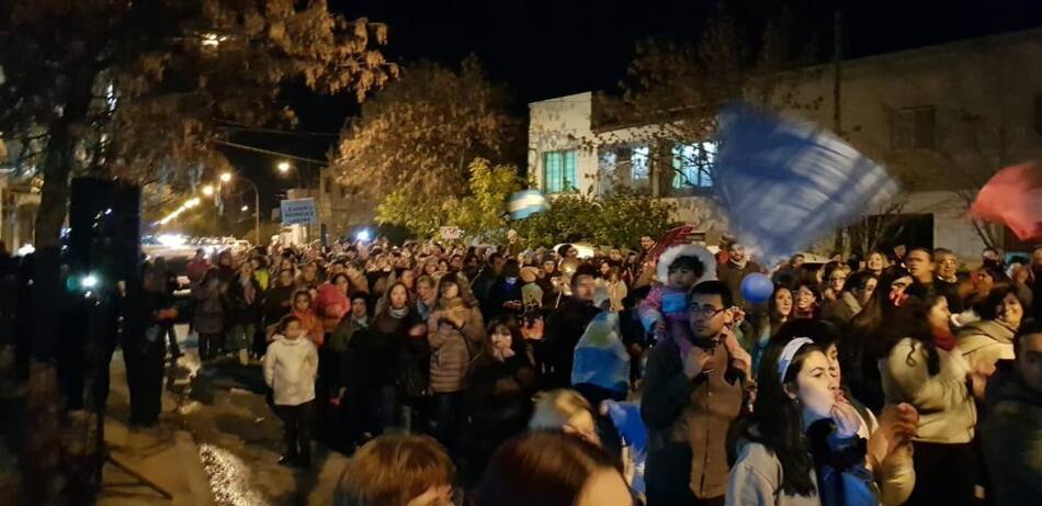 Leandro Rodríguez Lastra - movilización a favor en Cipoletti