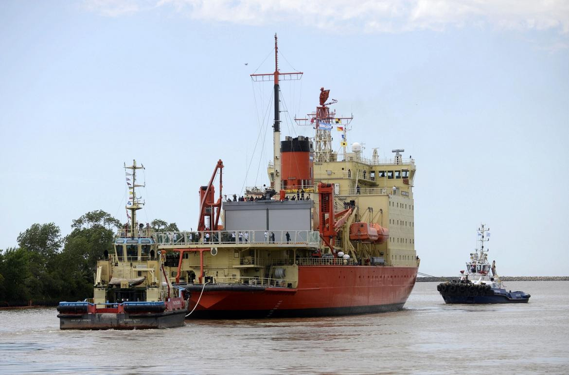Varados en la Antártida: el rompehielos Almirante Irizar rescató a científicos estadounidenses