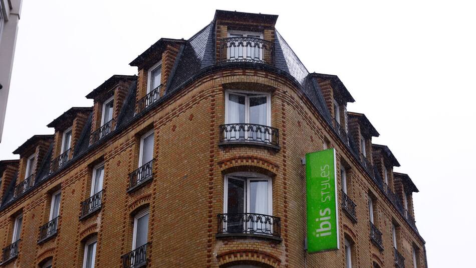 El hotel donde fue asesinado el bebé. Foto: Reuters/Stephanie Lecocq