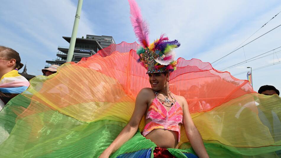 Marcha por Christopher Street Day, desfile LGBT en Colonia. Foto: Reuters.
