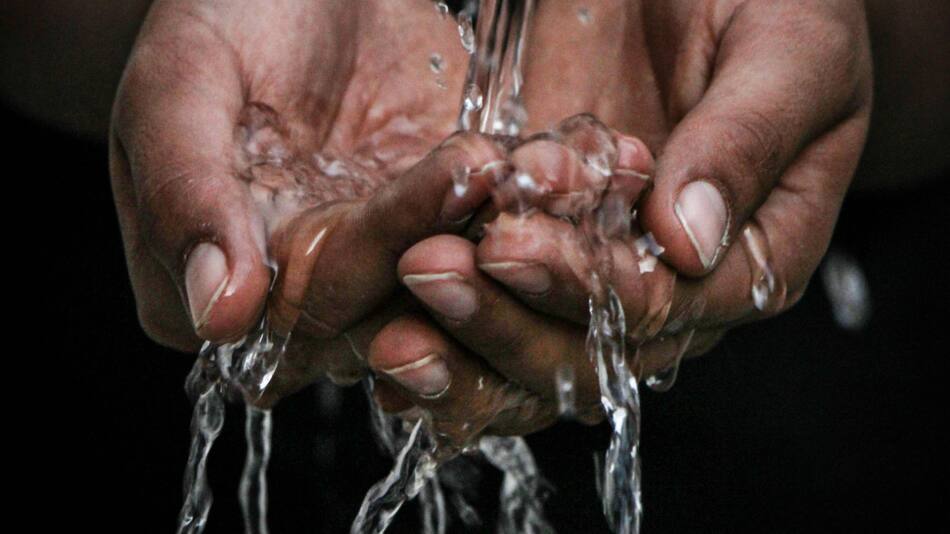 Agua. Foto: Unsplash.