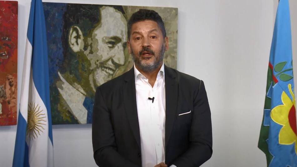 Merlo, Gustavo Menéndez, YouTube