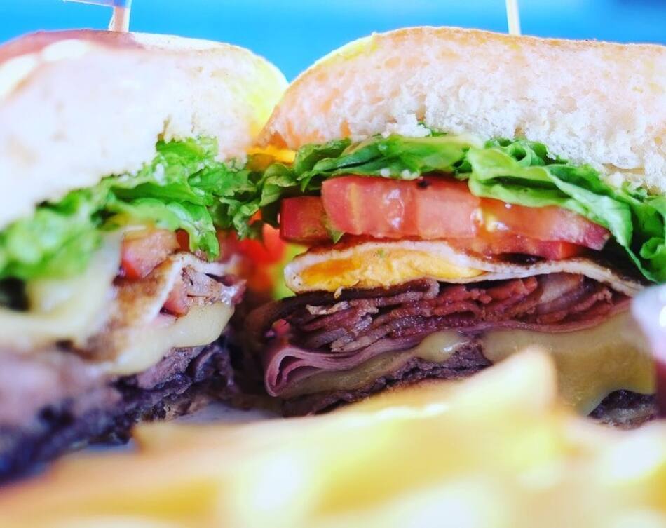 Un manjar uruguayo. Foto: Instagram @rexbestchivitointown