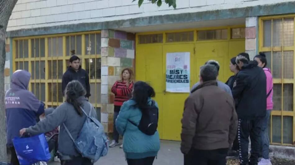La escuela de Mar del Plata donde alumnos fueron intoxicados con marihuana por un compañero. Foto: NA.